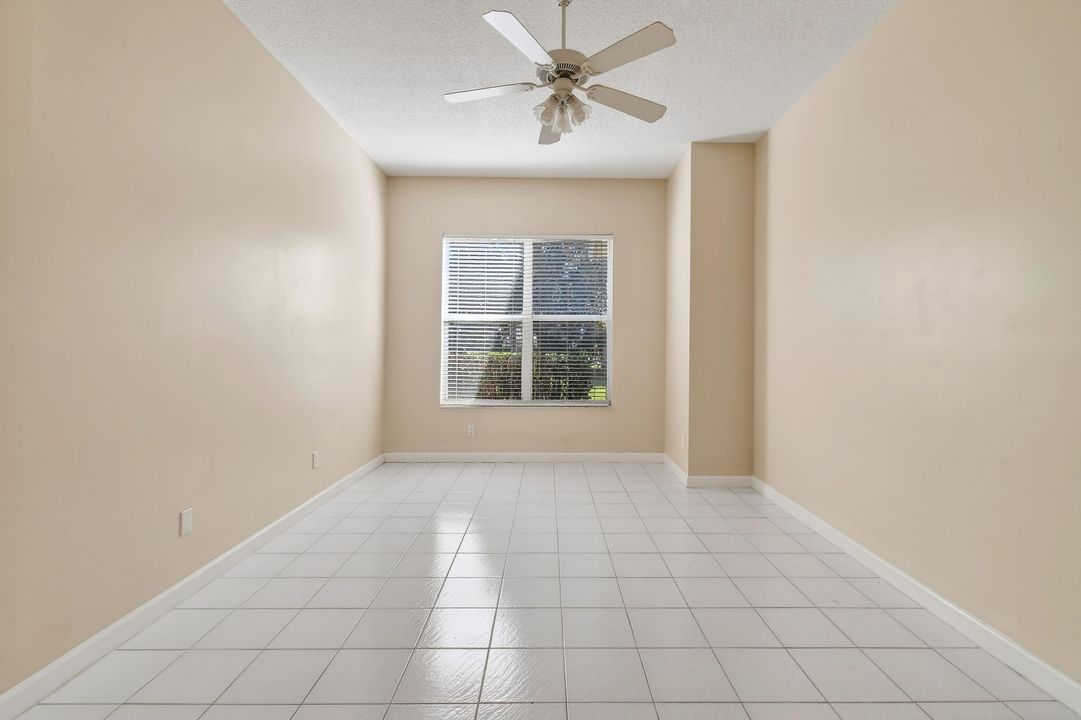 For Rent: $2,500 (3 beds, 2 baths, 1723 Square Feet)
