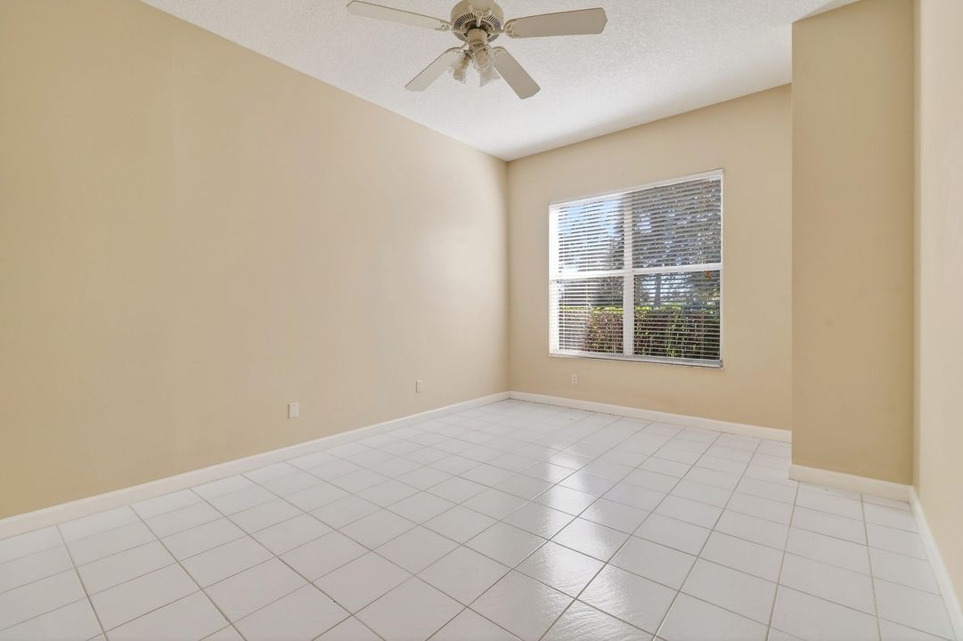 For Rent: $2,500 (3 beds, 2 baths, 1723 Square Feet)