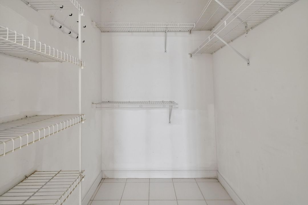 For Rent: $2,500 (3 beds, 2 baths, 1723 Square Feet)