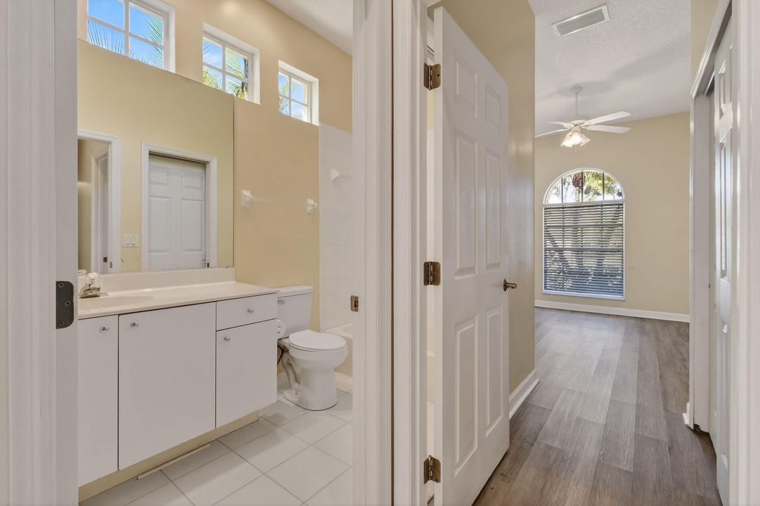 For Rent: $2,500 (3 beds, 2 baths, 1723 Square Feet)