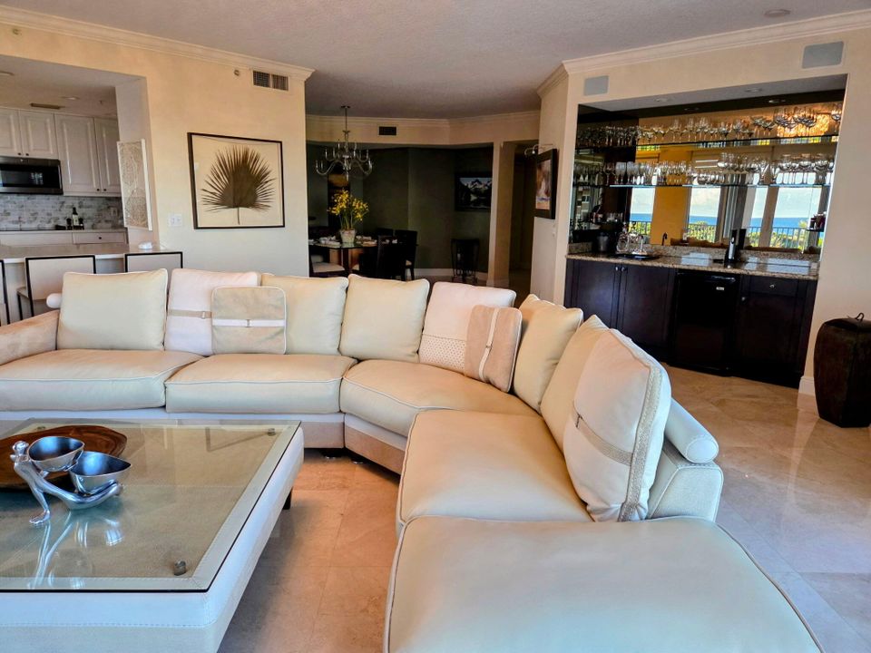 В аренду: $10,000 (3 спален, 3 ванн, 2936 Квадратных фут)