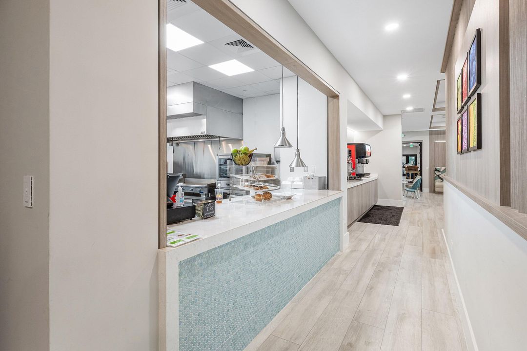 待售: $550,000 (3 贝兹, 2 浴室, 1782 平方英尺)