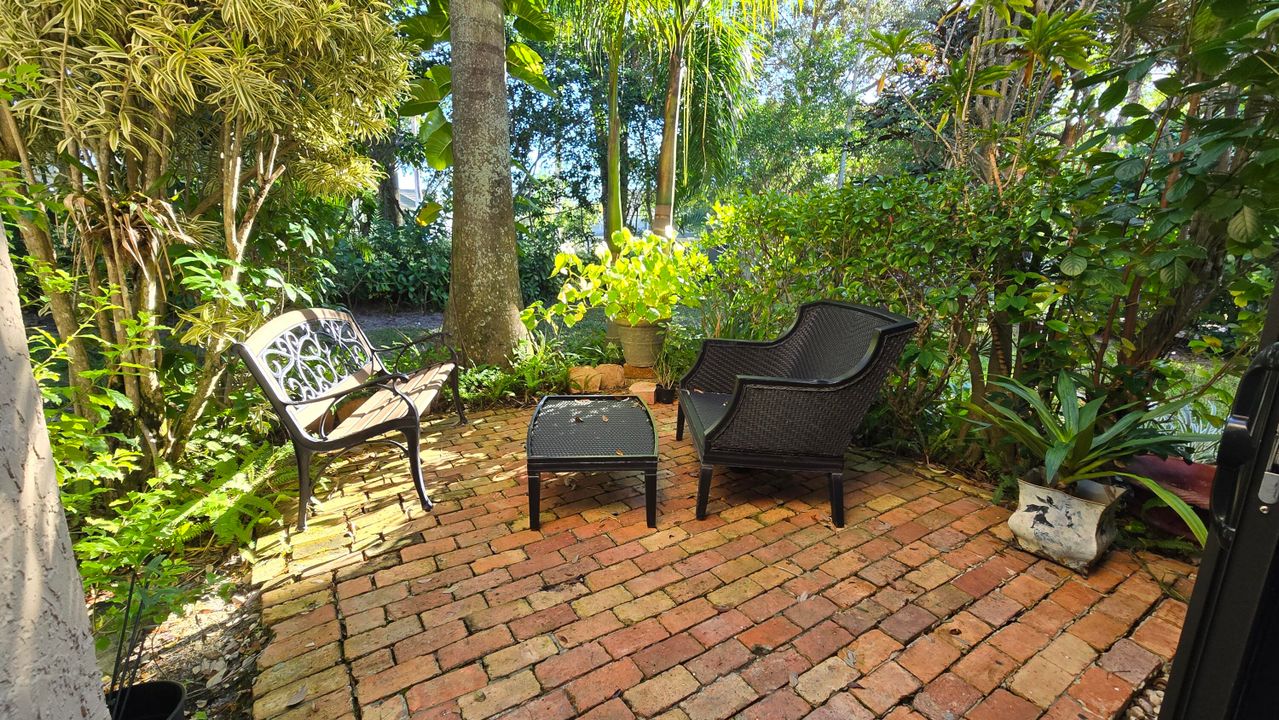 出租: $2,695 (2 贝兹, 2 浴室, 1496 平方英尺)