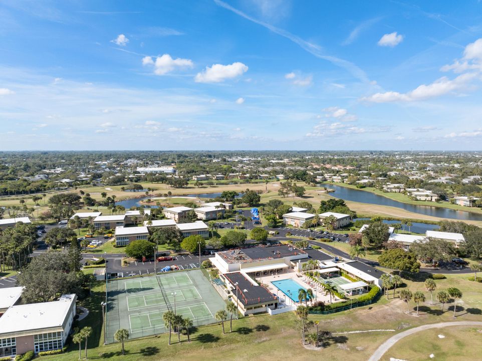 待售: $129,500 (2 贝兹, 2 浴室, 1000 平方英尺)