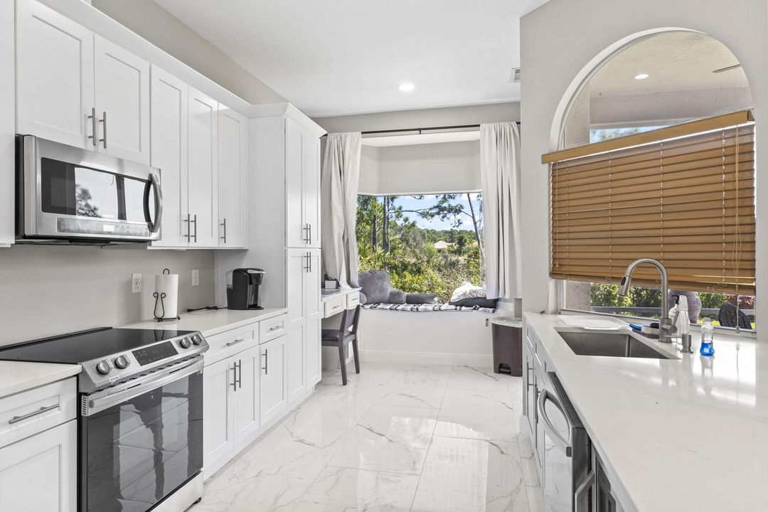 En Venta: $429,900 (3 camas, 2 baños, 1672 Pies cuadrados)