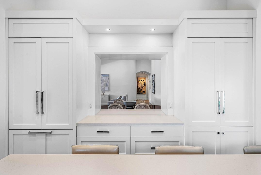 For Sale: $2,175,000 (3 beds, 3 baths, 3092 Square Feet)