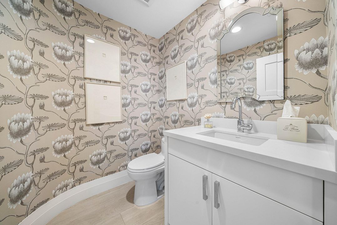 For Sale: $2,175,000 (3 beds, 3 baths, 3092 Square Feet)