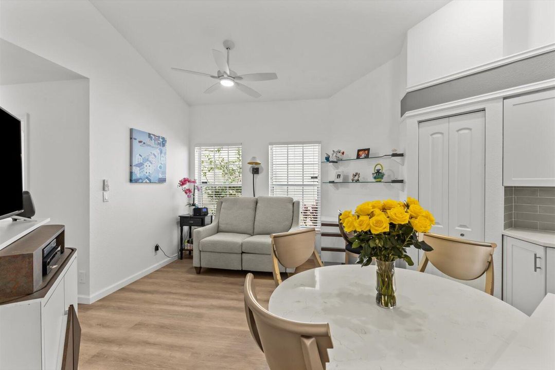 For Sale: $735,000 (3 beds, 2 baths, 1636 Square Feet)