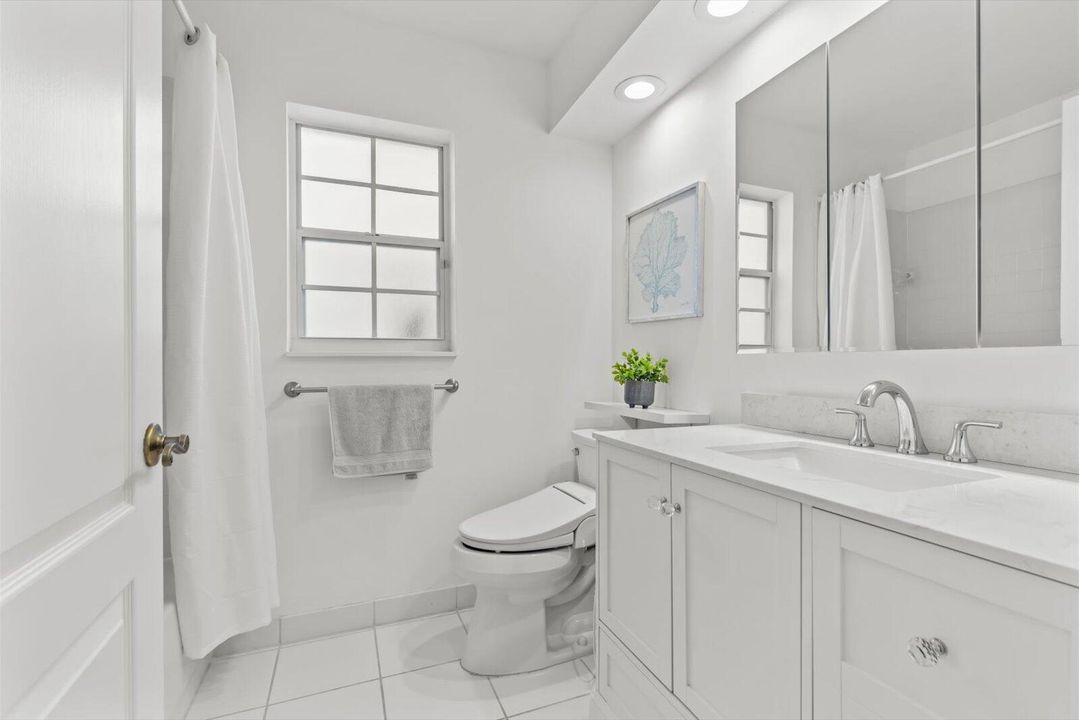 For Sale: $735,000 (3 beds, 2 baths, 1636 Square Feet)