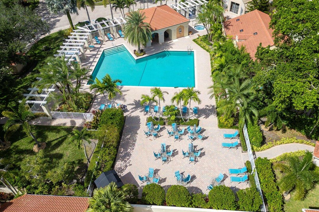 For Sale: $735,000 (3 beds, 2 baths, 1636 Square Feet)