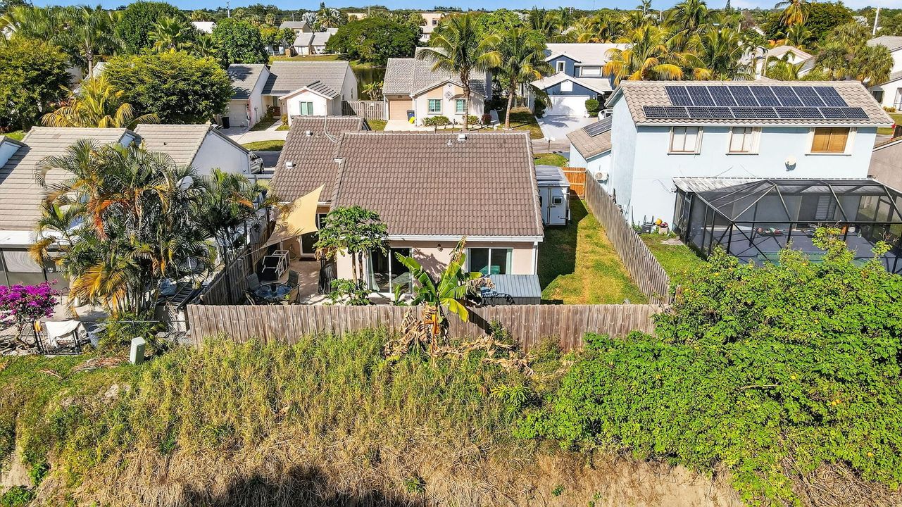 For Sale: $479,000 (3 beds, 2 baths, 1155 Square Feet)