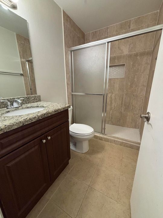 En Renta: $2,050 (2 camas, 2 baños, 1165 Pies cuadrados)