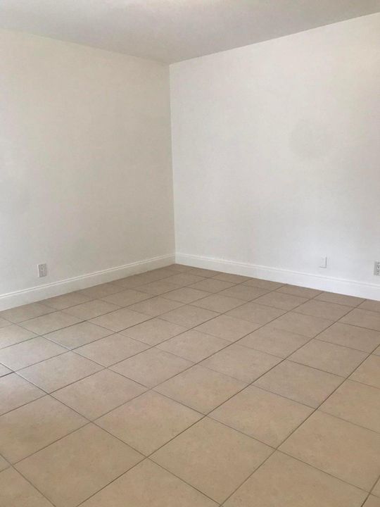 En Renta: $1,895 (1 camas, 1 baños, 600 Pies cuadrados)