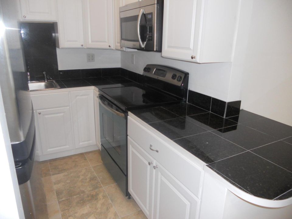 En Renta: $1,895 (1 camas, 1 baños, 600 Pies cuadrados)