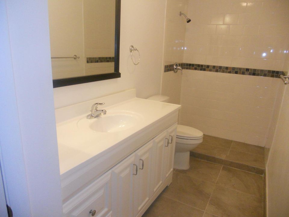 En Renta: $1,895 (1 camas, 1 baños, 600 Pies cuadrados)