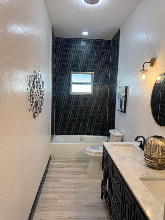 En Venta: $419,000 (4 camas, 2 baños, 2035 Pies cuadrados)