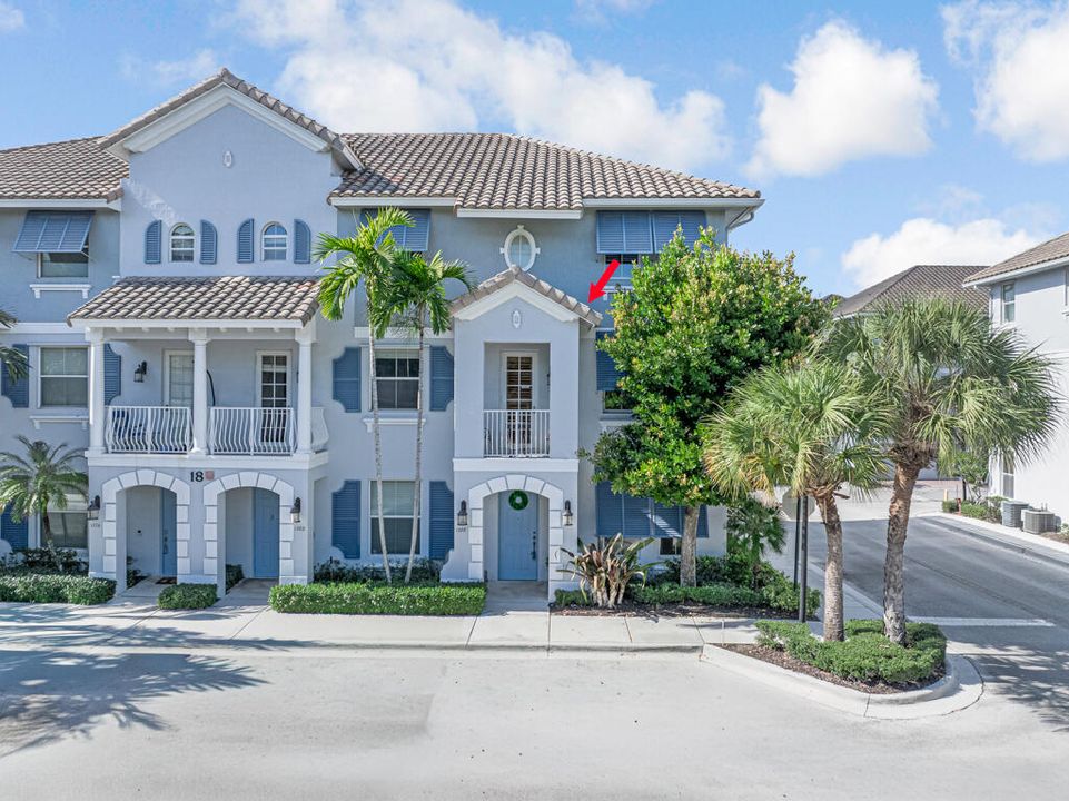 For Sale: $448,000 (4 beds, 3 baths, 1904 Square Feet)