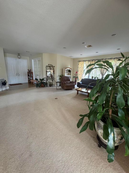 На продажу: $910,000 (6 спален, 3 ванн, 3662 Квадратных фут)