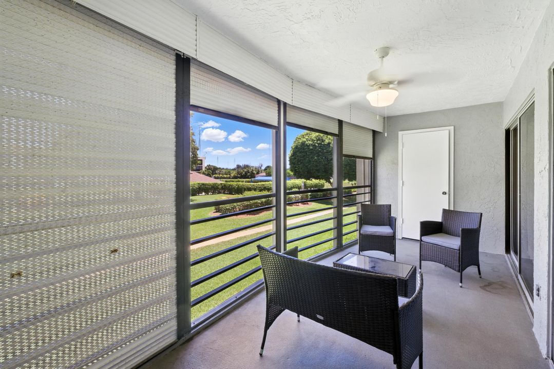 待售: $234,900 (2 贝兹, 2 浴室, 1160 平方英尺)