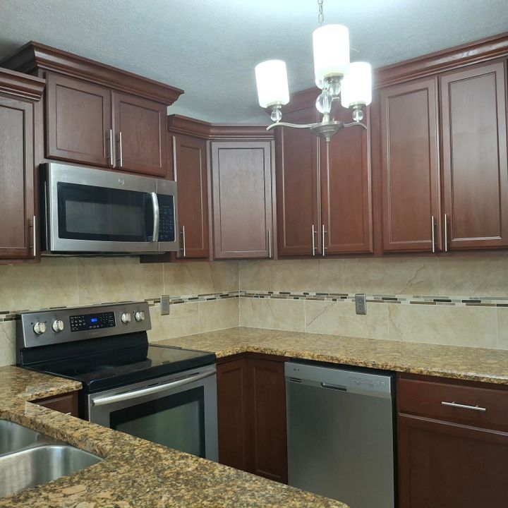 En Venta: $162,900 (2 camas, 1 baños, 937 Pies cuadrados)