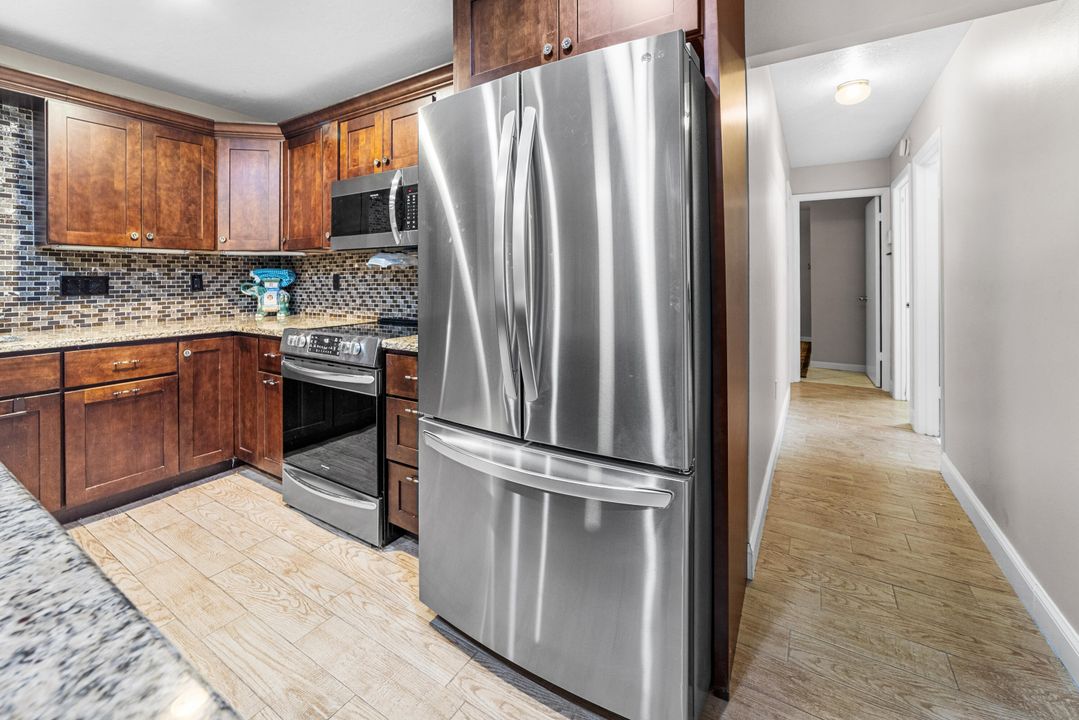 На продажу: $800,000 (3 спален, 3 ванн, 2382 Квадратных фут)