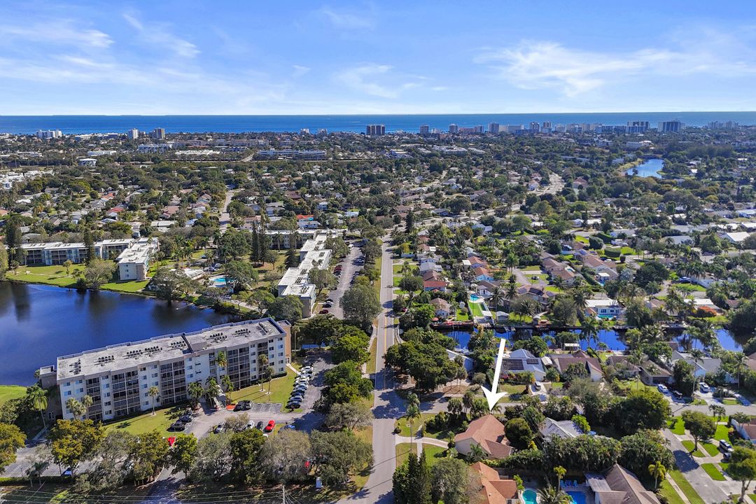 For Sale: $595,000 (2 beds, 2 baths, 1392 Square Feet)