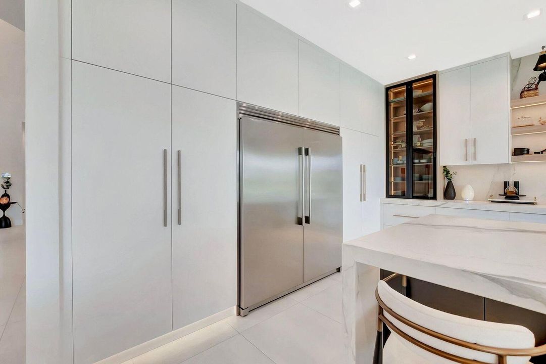 待售: $2,879,000 (5 贝兹, 5 浴室, 4996 平方英尺)