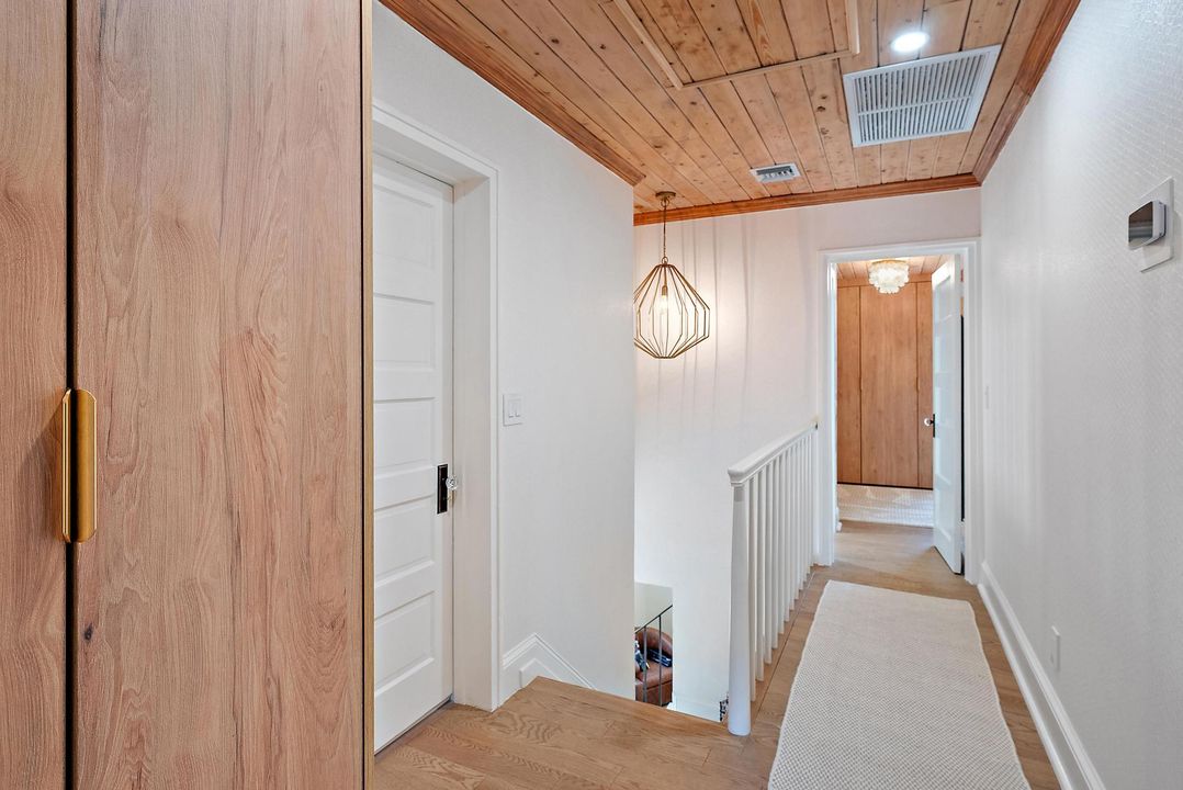 En Renta: $35,000 (4 camas, 3 baños, 2384 Pies cuadrados)