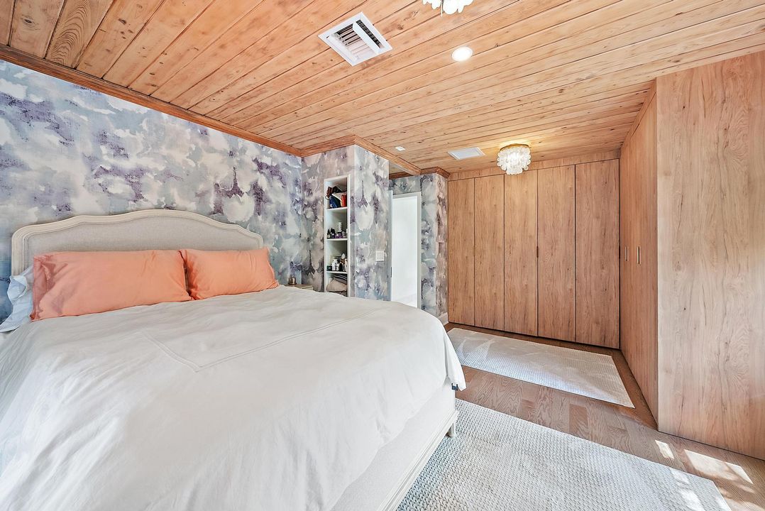 En Renta: $35,000 (4 camas, 3 baños, 2384 Pies cuadrados)