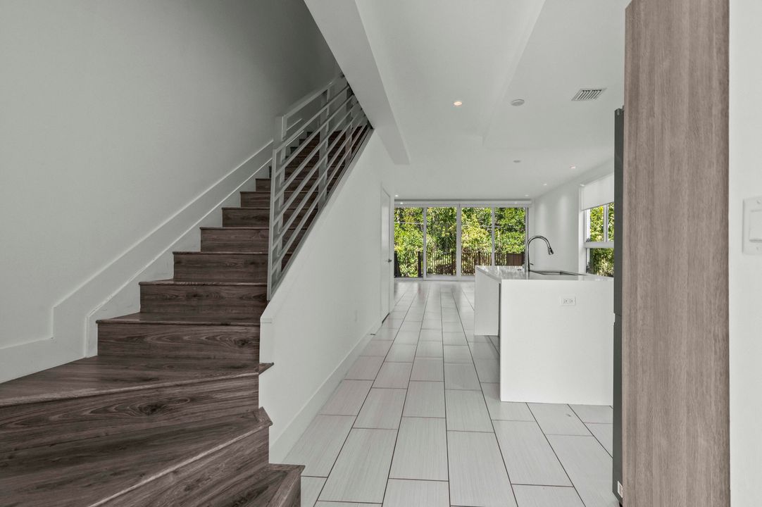 For Sale: $1,150,000 (4 beds, 3 baths, 2481 Square Feet)