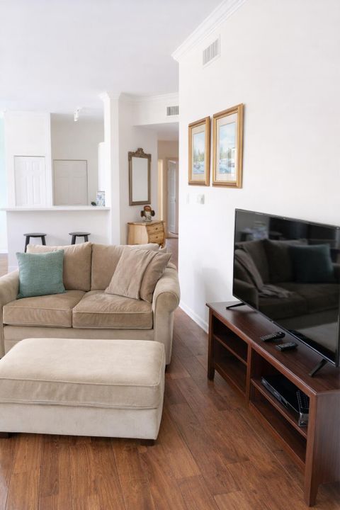 На продажу: $465,500 (3 спален, 2 ванн, 1633 Квадратных фут)