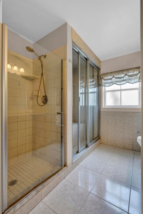 En Venta: $549,900 (4 camas, 2 baños, 1779 Pies cuadrados)