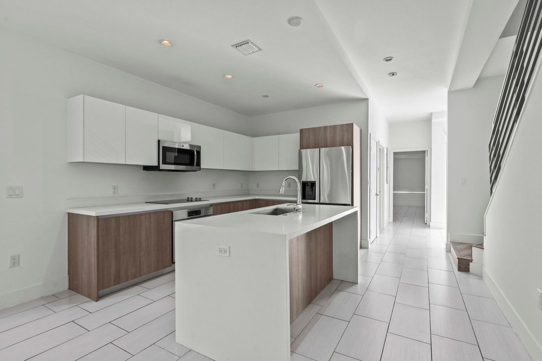 For Sale: $1,150,000 (4 beds, 3 baths, 2481 Square Feet)