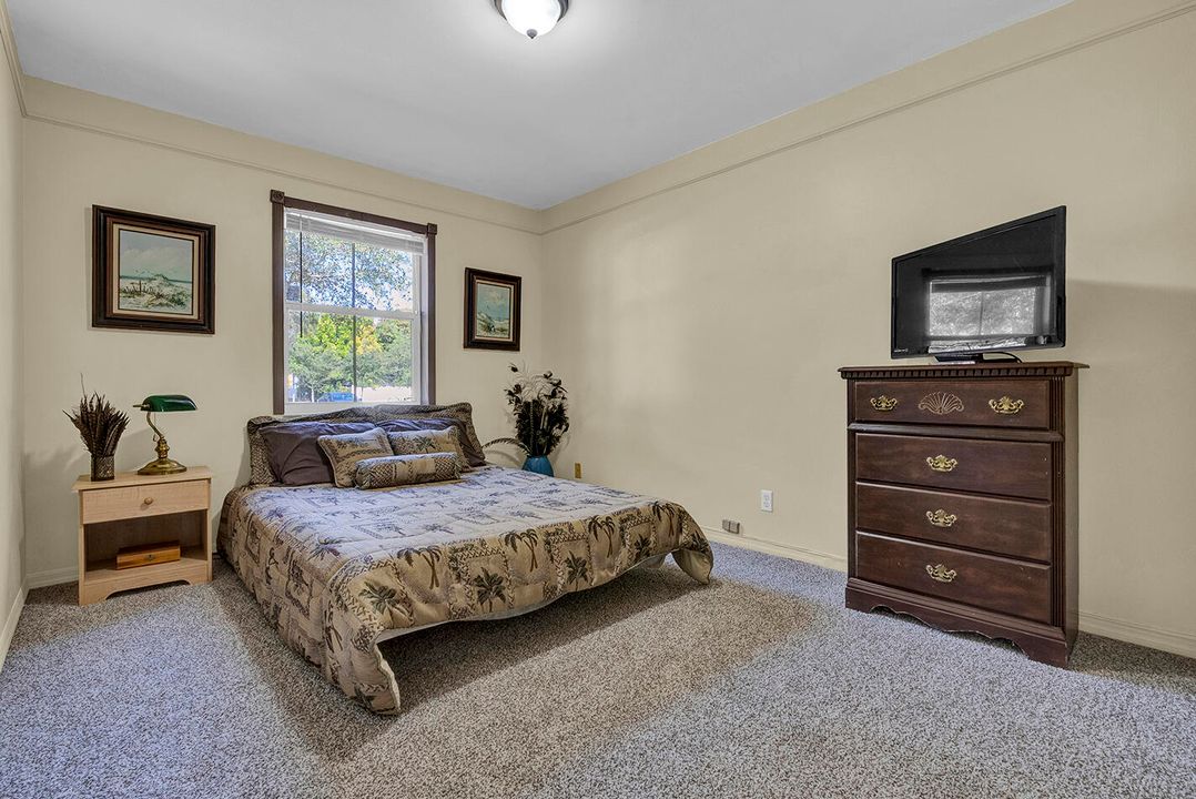 En Venta: $549,900 (4 camas, 2 baños, 1779 Pies cuadrados)