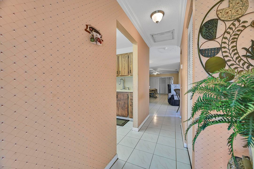 For Sale: $180,000 (2 beds, 2 baths, 1336 Square Feet)