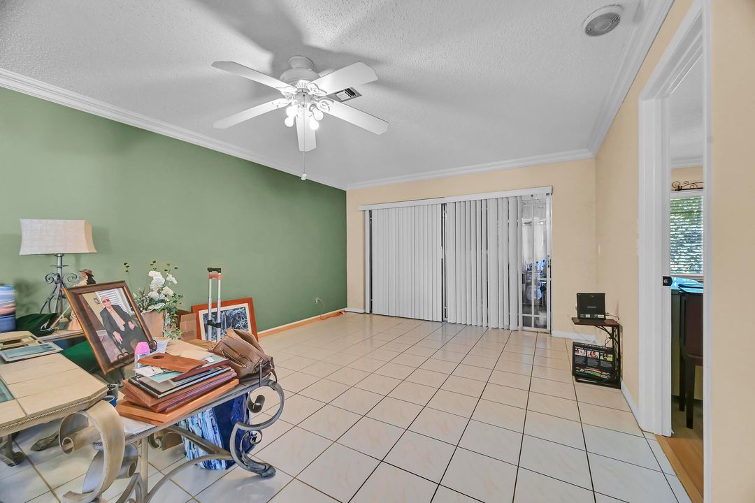For Sale: $180,000 (2 beds, 2 baths, 1336 Square Feet)