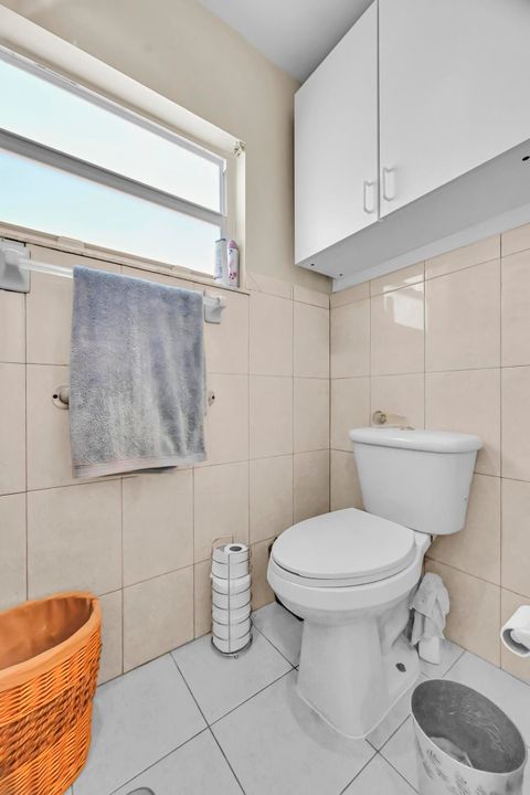 For Sale: $180,000 (2 beds, 2 baths, 1336 Square Feet)