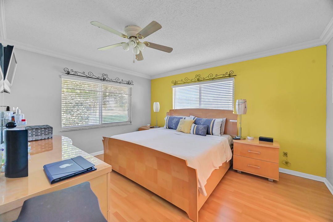 For Sale: $180,000 (2 beds, 2 baths, 1336 Square Feet)