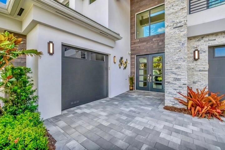 待售: $2,879,000 (5 贝兹, 5 浴室, 4996 平方英尺)