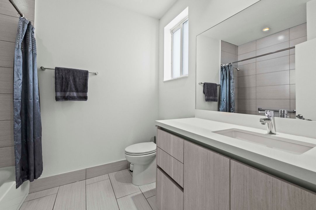 For Sale: $1,150,000 (4 beds, 3 baths, 2481 Square Feet)