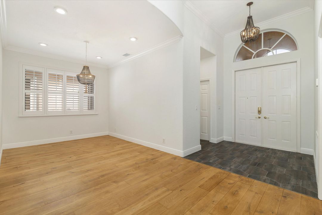 En Renta: $4,200 (2 camas, 2 baños, 1993 Pies cuadrados)