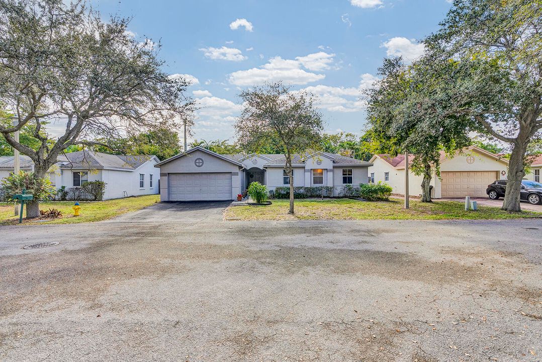 En Venta: $549,900 (4 camas, 2 baños, 1779 Pies cuadrados)