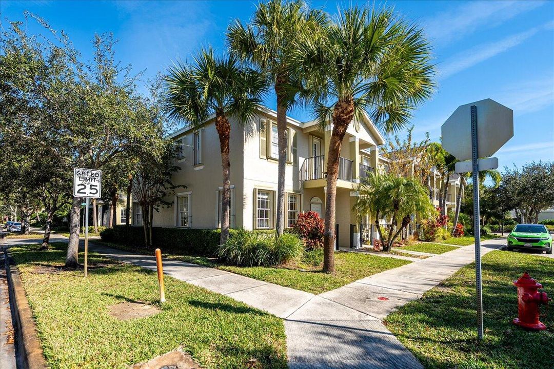 待售: $274,321 (3 贝兹, 2 浴室, 1350 平方英尺)