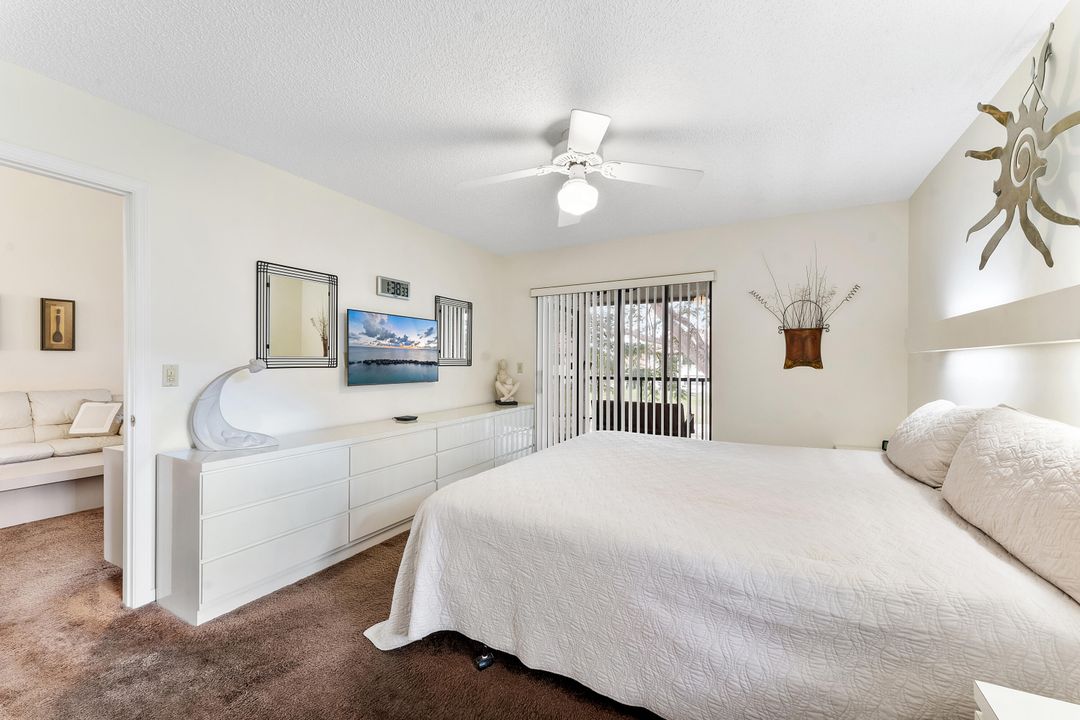 For Sale: $124,900 (2 beds, 2 baths, 1186 Square Feet)