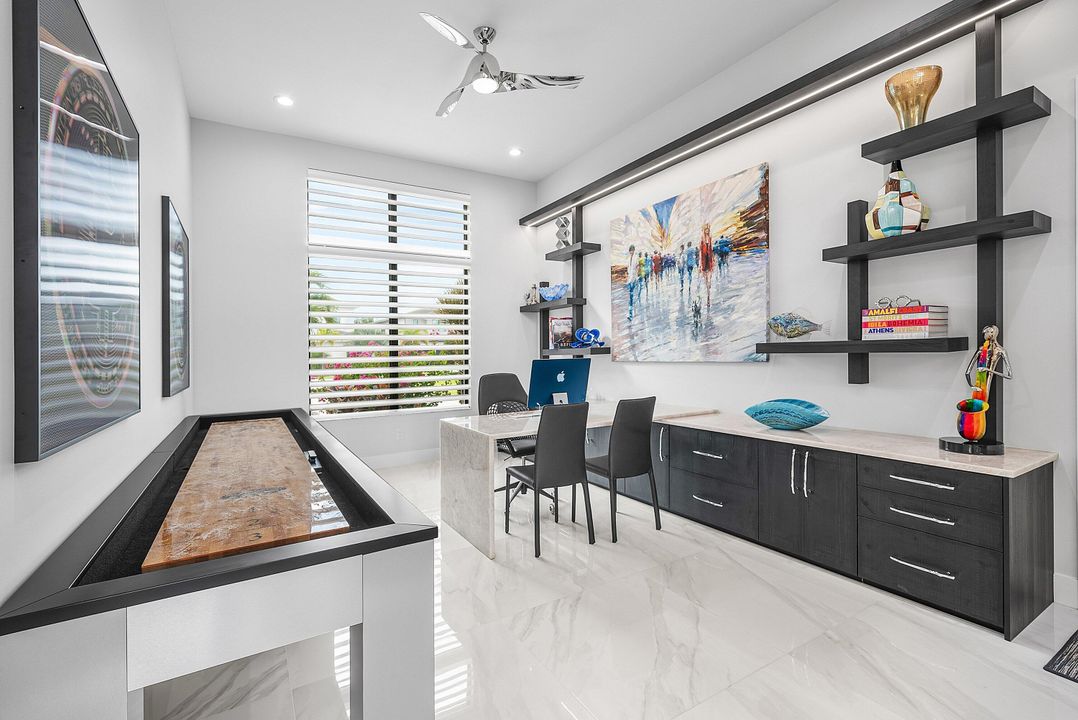 For Sale: $5,250,000 (5 beds, 5 baths, 5927 Square Feet)