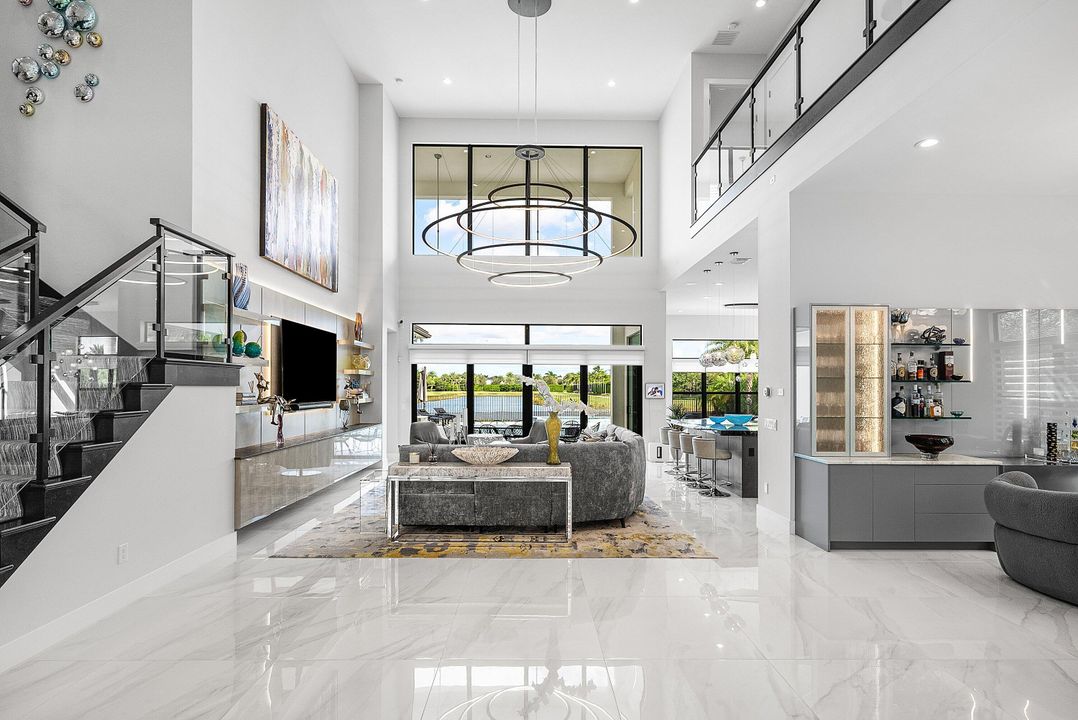 For Sale: $5,250,000 (5 beds, 5 baths, 5927 Square Feet)