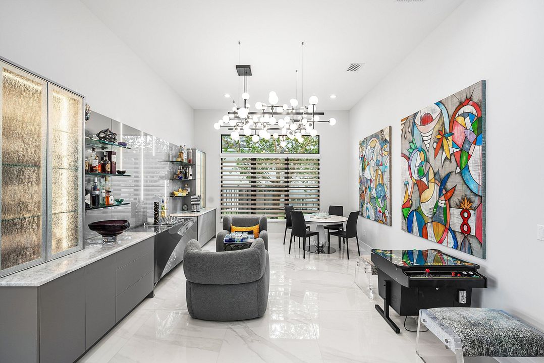 For Sale: $5,250,000 (5 beds, 5 baths, 5927 Square Feet)