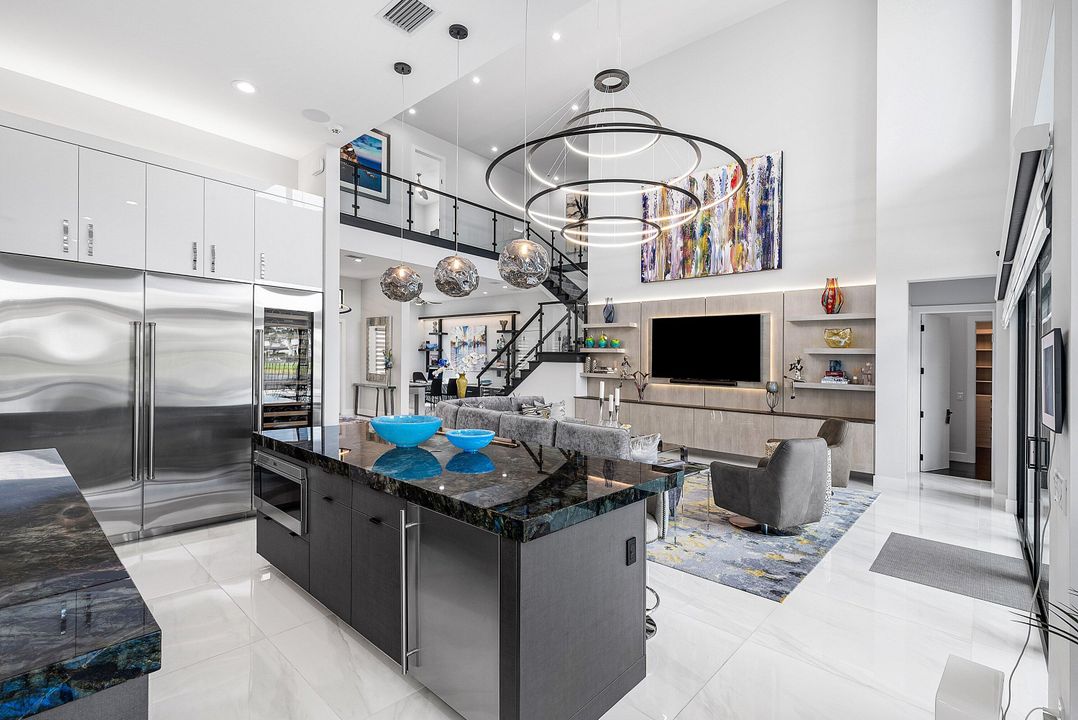 For Sale: $5,250,000 (5 beds, 5 baths, 5927 Square Feet)