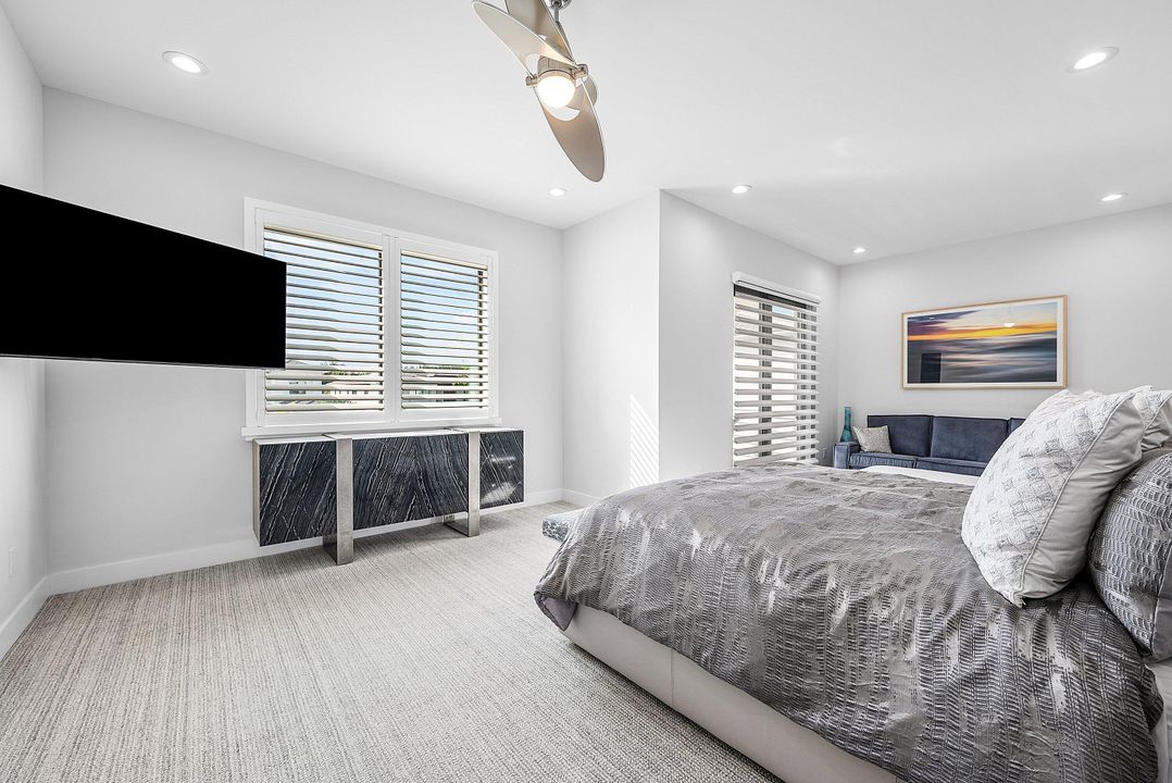 For Sale: $5,250,000 (5 beds, 5 baths, 5927 Square Feet)