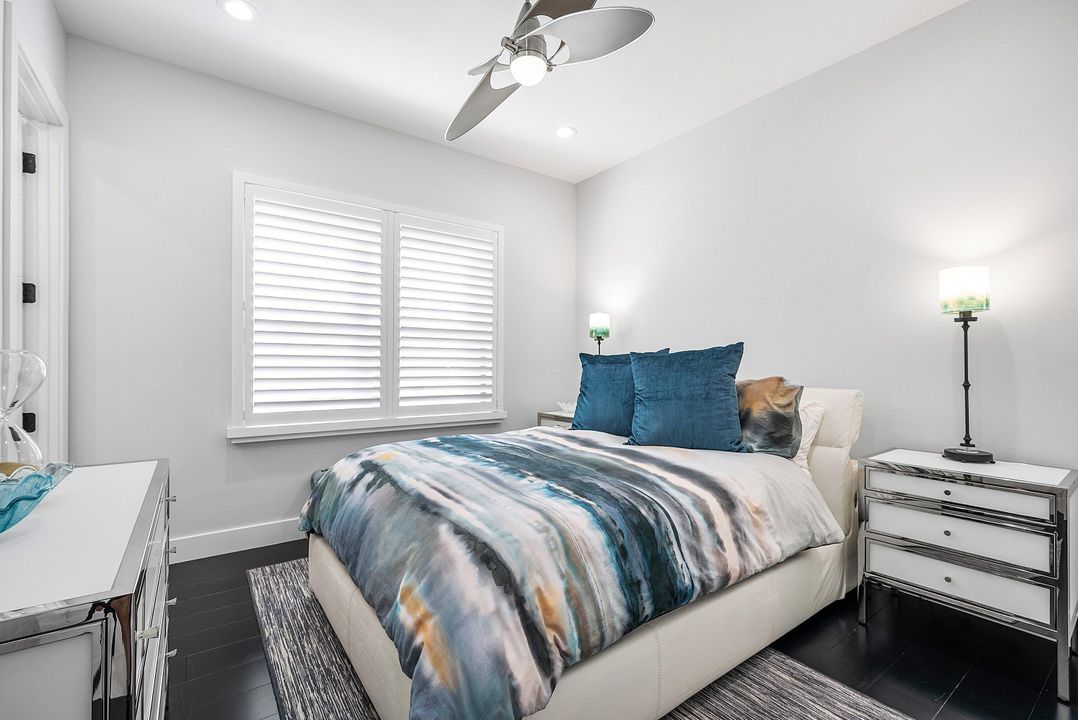 For Sale: $5,250,000 (5 beds, 5 baths, 5927 Square Feet)